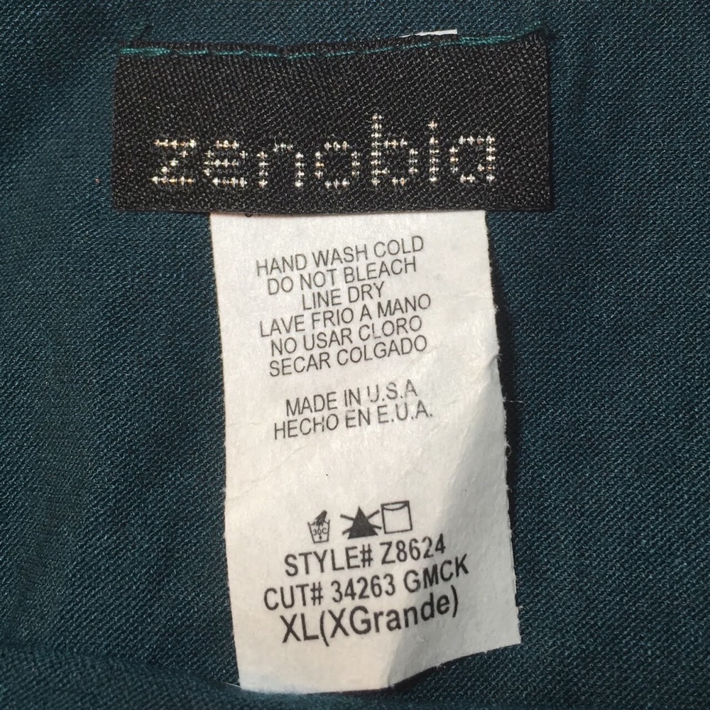 👚 Zenobia Metallic Tank - Picture 2 of 5